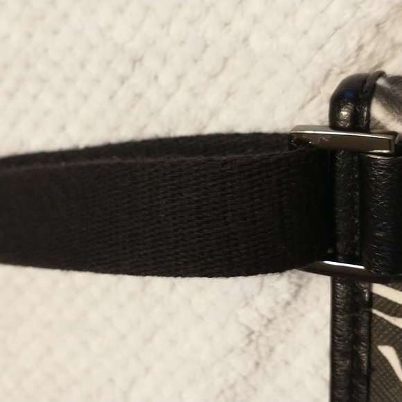 SOLD L.A.M.B. Crossbody Handbag - Picture 5 of 10